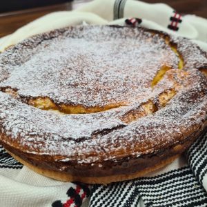 Pasca cu branza si stafide 1kg