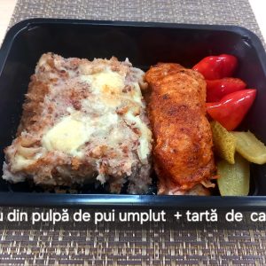 Rulou din pulpa de pui  si tarta de cartofi