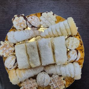 Platou cu prajituri