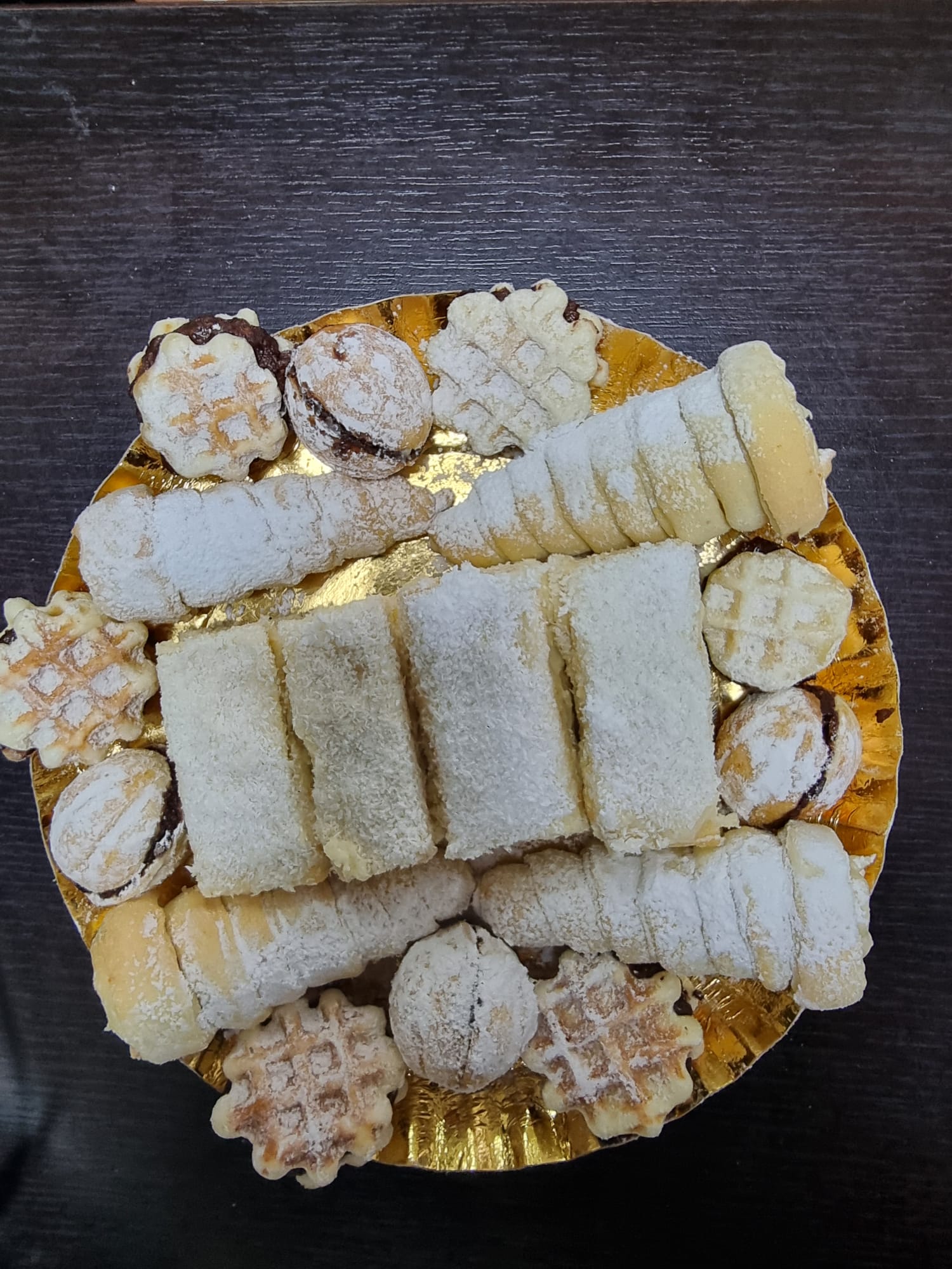 Platou cu prajituri